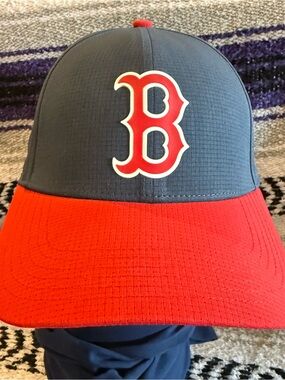 Boston Red Sox Under Armour Navy Blue Baseball Hat Cap MLB Strap Adjustable